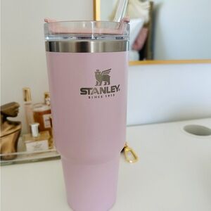 Pink 30 oz Limited Edition Stanley